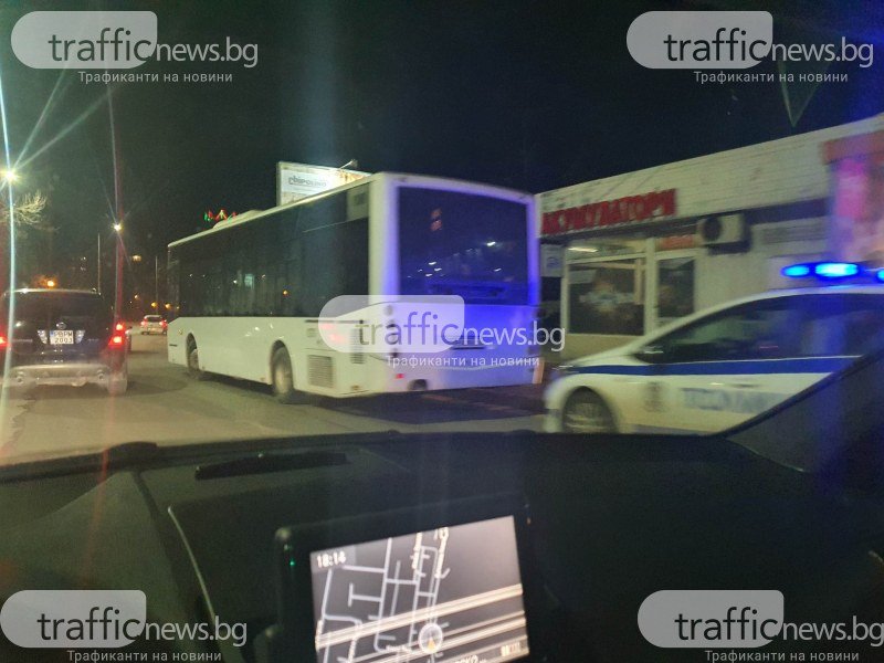 Автобус от градския транспорт в Пловдив премина през краката на възрастен мъж
