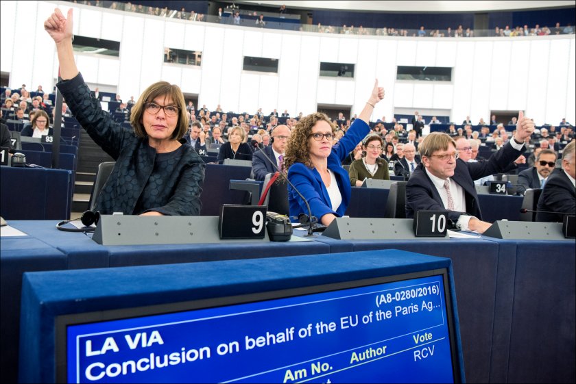 Европейският парламент се очаква да гласува в четвъртък искането на