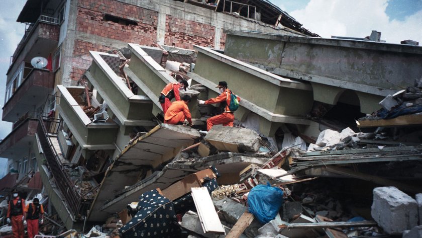 Ердоган: 912 е броят на загиналите при земетресението