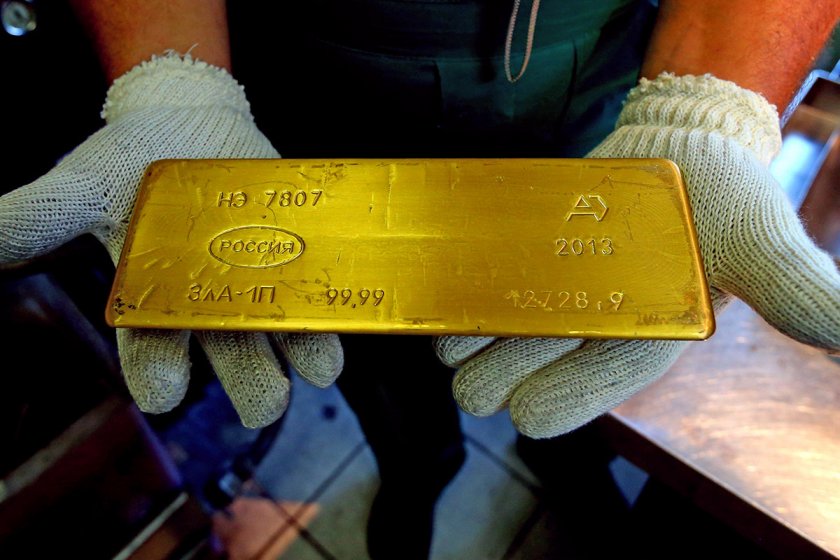 Руснаците са закупили рекордно количество златни кюлчета през 2022 г.,