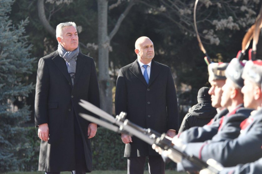 Румен Радев посрещна президента на Черна гора Мило Джуканович (Снимки)