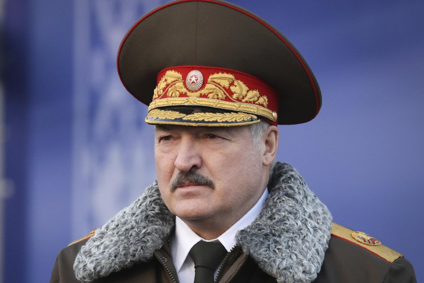 Лукашенко готов да воюва заедно с Русия