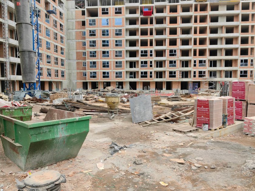 В дните, когато земята около Балканите и част от Азия