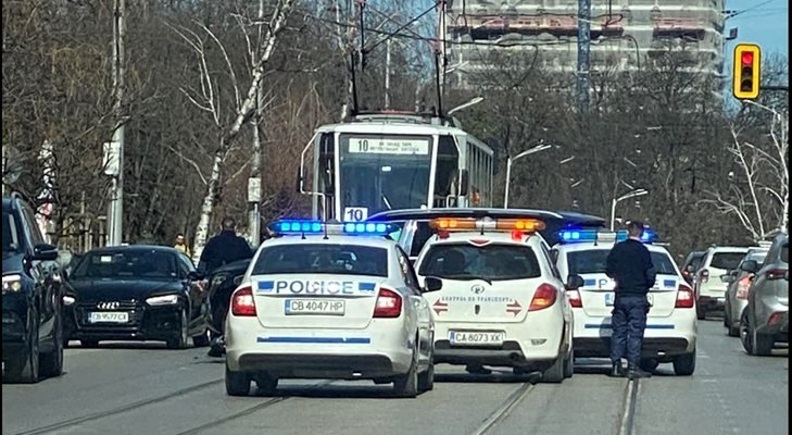 Джип и мотор се удариха на "Черни връх"