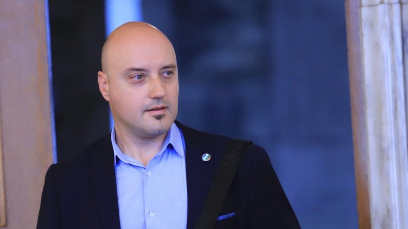 Славов: Не чувам критики между ГЕРБ и президента