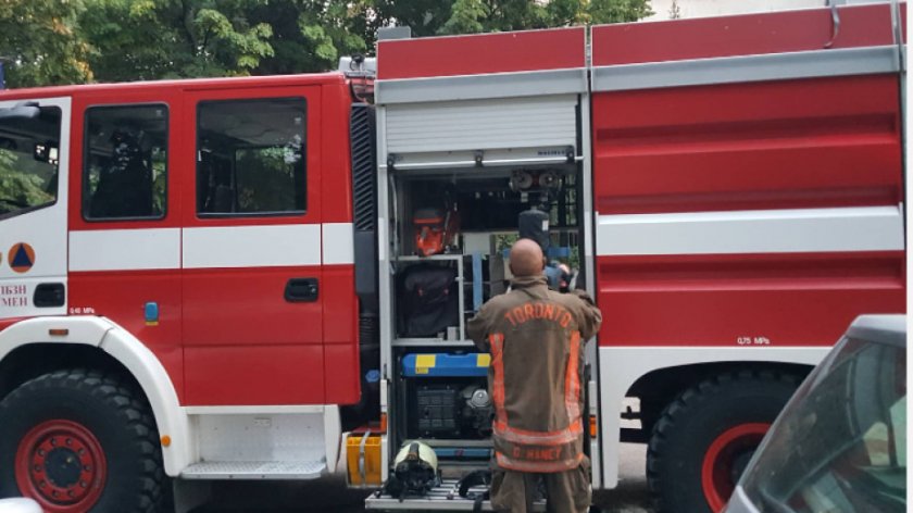 Пожарът над Елешница е овладян