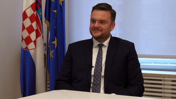 Финансовият министър на Хърватия: За влизане в еврозоната е важна и политическата стабилност