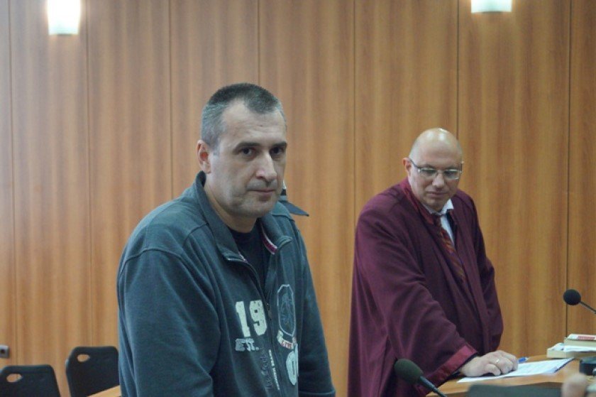 Бившият пловдивски полицай Венцеслав Караджов, обвинен в убийството на родителите