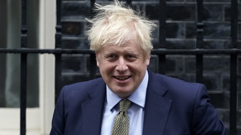 Бившият британски министър-председател Борис Джонсън заяви, че възнамерява да се