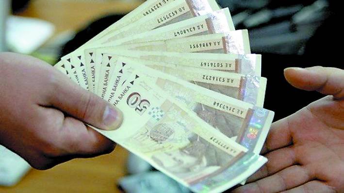 ОПОМНЕТЕ СЕ! Българинът дължи над 4 млрд. лева за бързи кредити