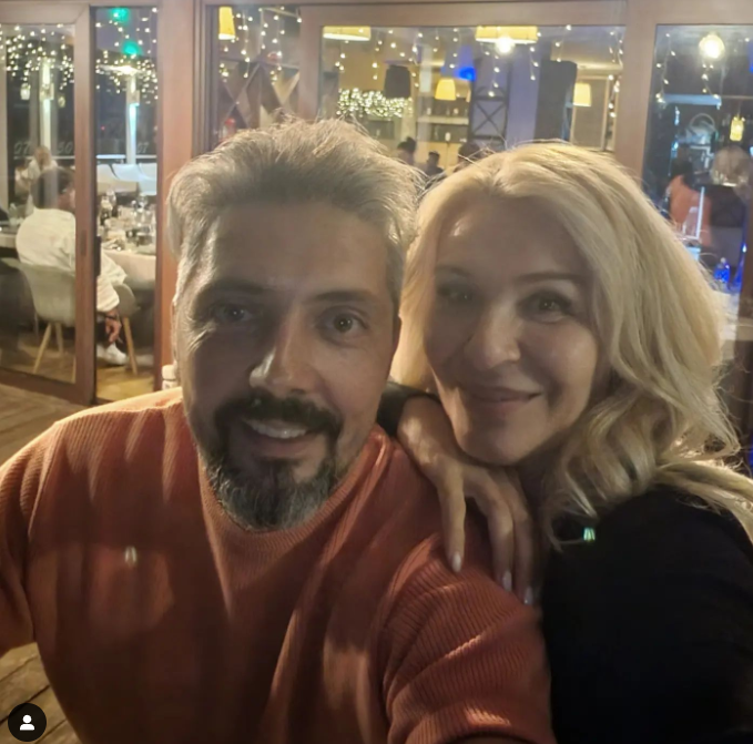 Възлюбеният на Гала – Стефан Николов, си развява коня из