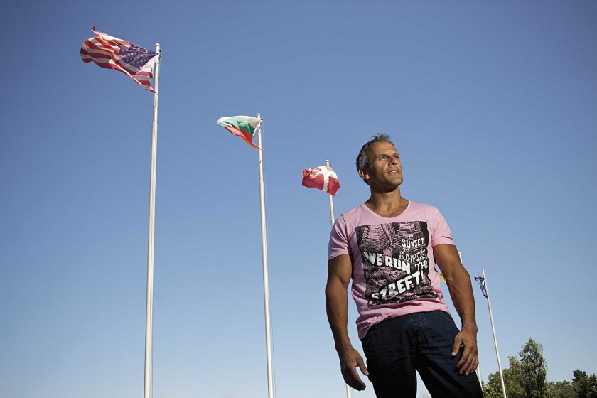 Гнусна гавра с името на олимпийския ни шампион в леката