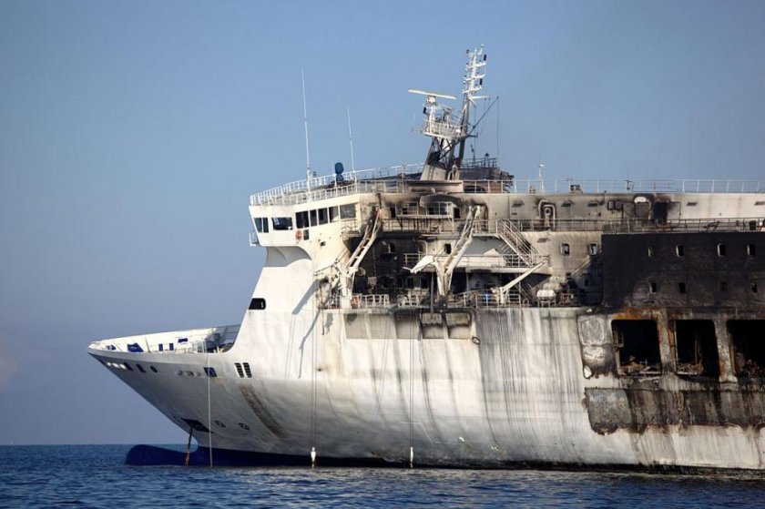 30 пътници пострадаха при пожар на ферибот в Мраморно море, предаде турската