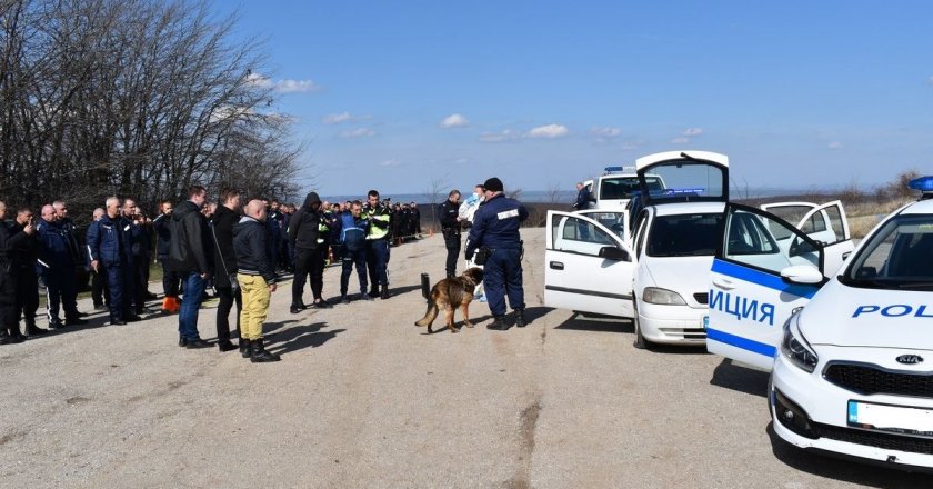 Ченгета от 15 дирекции задържат бандити „на сухо“