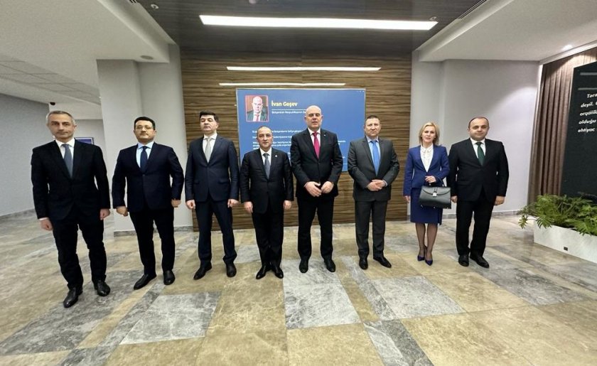 В рамките на официално посещение в Баку главният прокурор Иван