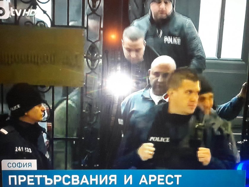 Продължава разследването на МВР, свързано с бизнесмена Велико Желев. Снощи