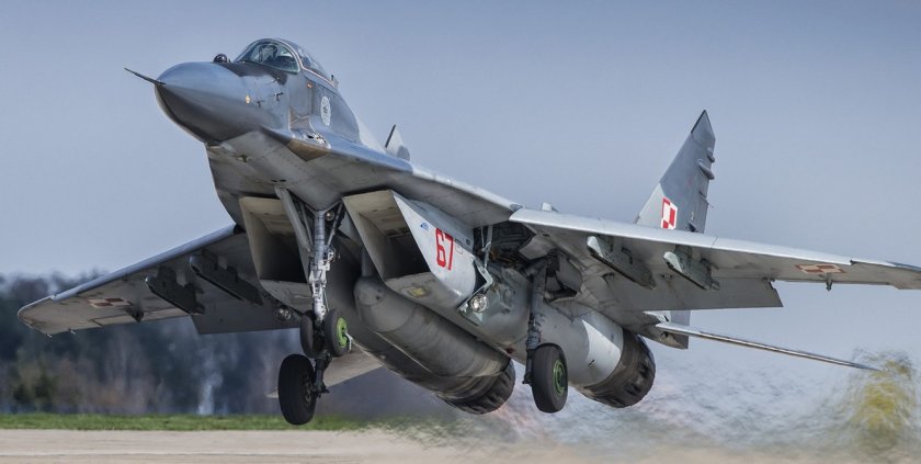 Полша възнамерява да даде своите изтребители МиГ-29 на Украйна в