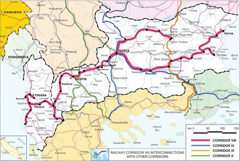 Транспортният министър на СМ доволен от жп линията за България 