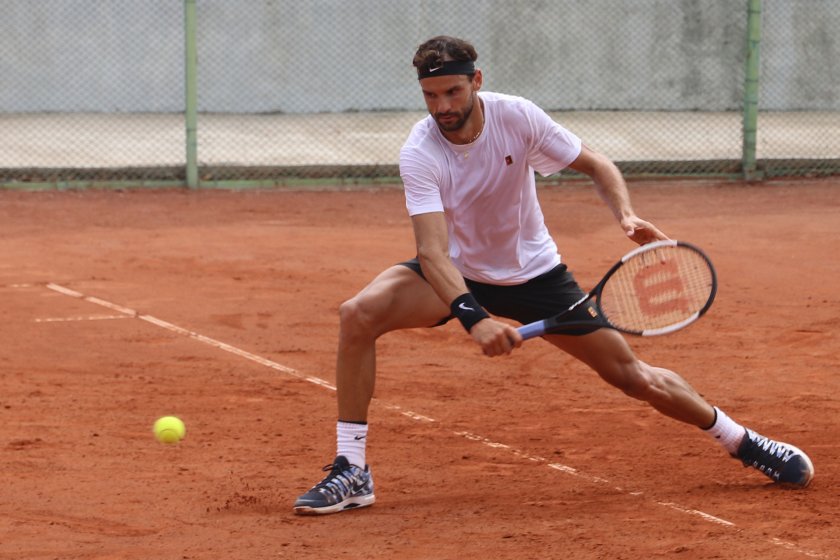 Най-добрият български тенисист Григор Димитров падна с две позиции в