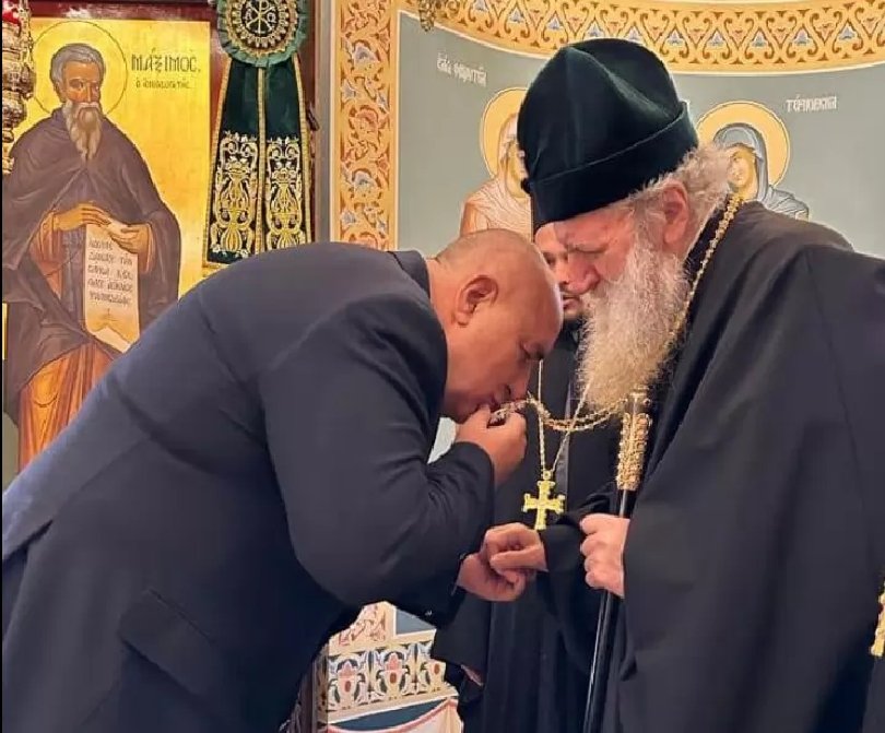 Бойко Борисов получи благословия от патриарх Неофит на Благовещение