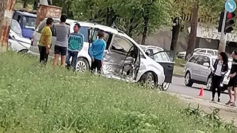 Съдят шофьор, убил 14-годишно момиче и ранило негова съученичка на светофар  в София