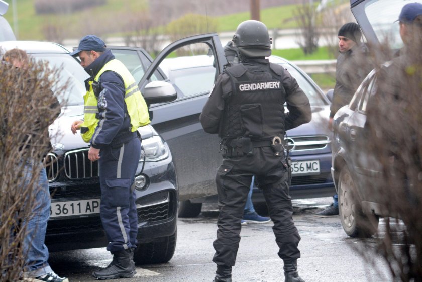 Мъж, опитал да блъсне патрулен екип на полицията в Свиленград, бе