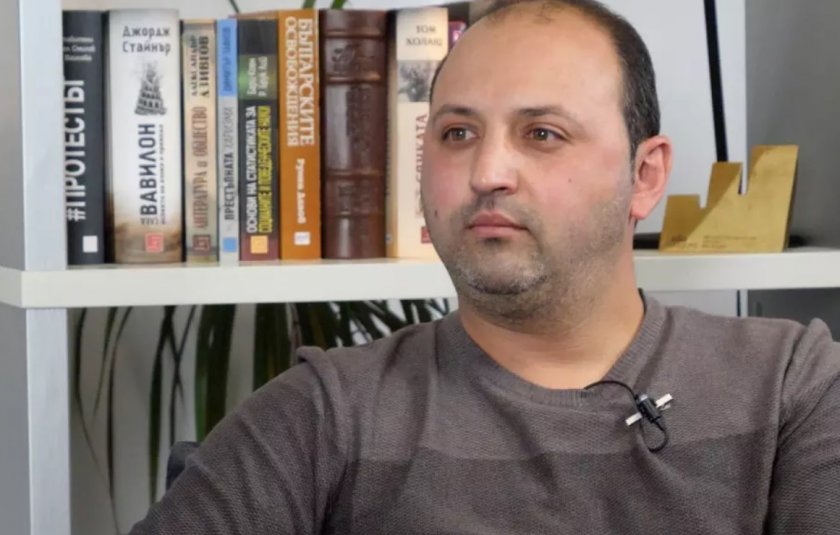 Днес отново имаше бомбени заплахи в училище, рано сутринта дойде