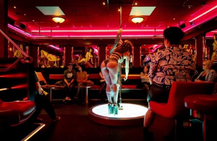 Проститутки от нидерландската секс-индустрия се събраха в Амстердам, за да