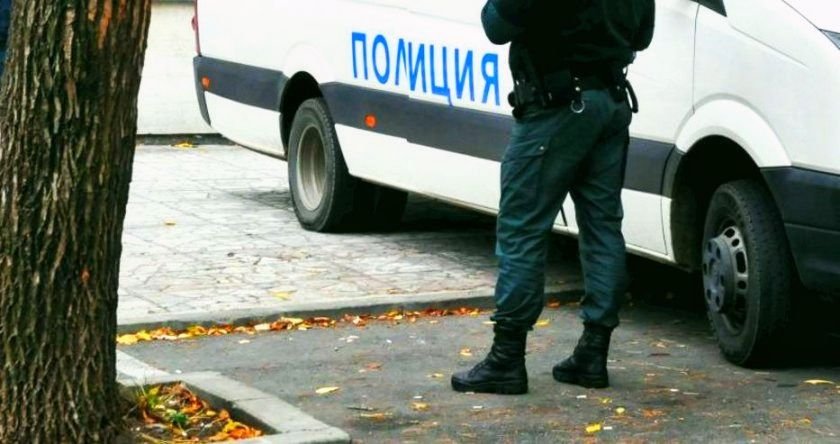 Полиция блокира село Буковлък