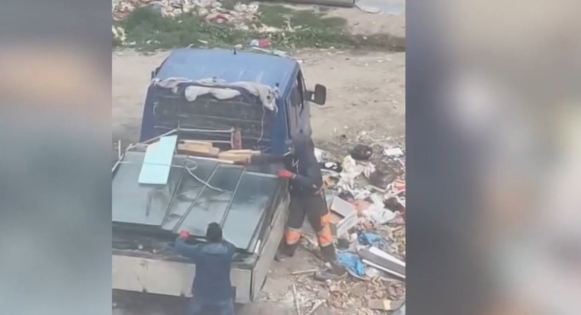След почистването на „Столипиново”: Заснеха роми да изхвърлят боклуци от камион (ВИДЕО)