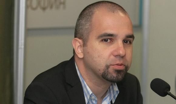 Решителен превес на машинното гласуване в първите часове на изборния