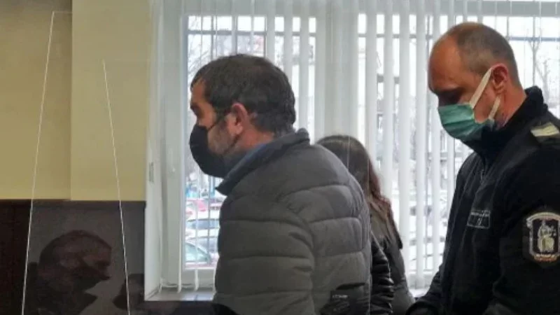 41-годишният Стоил Терзиев, пребил до смърт баща си Антон в
