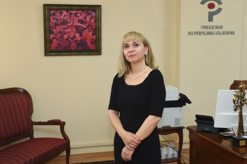 Омбудсманът Диана Ковачева сезира главния прокурор Иван Гешев, служебния министър