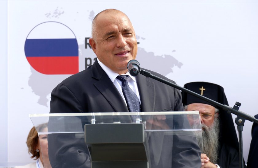 Борисов: Ще харчим още за отбрана