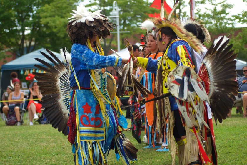 Индианските племена в САЩ празнуват края на лятото