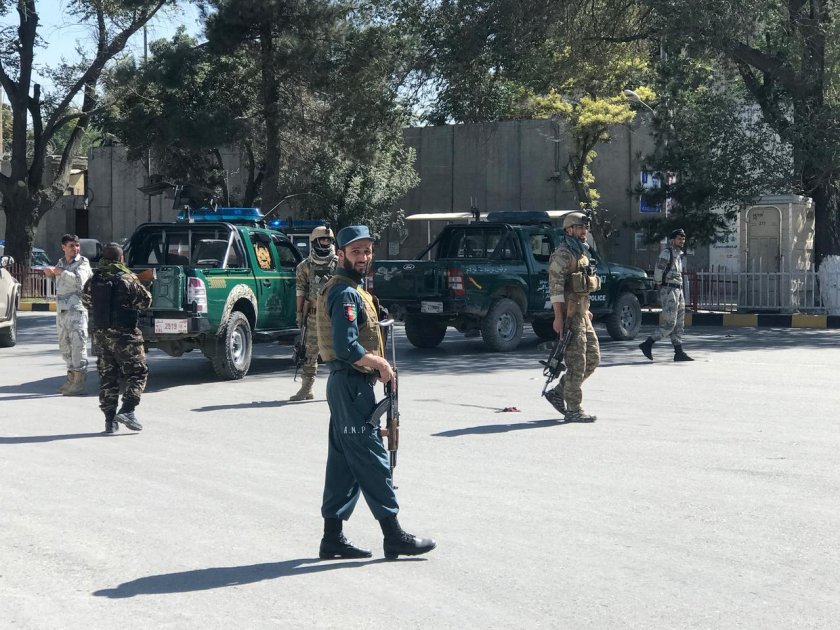 Огромна експлозия на митинг в Афганистан