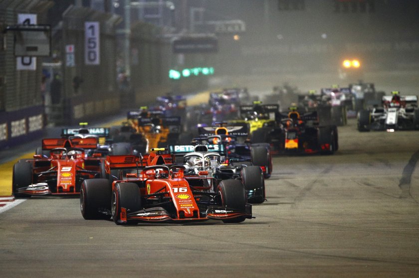 Двойна победа за Ферари в Сингапур