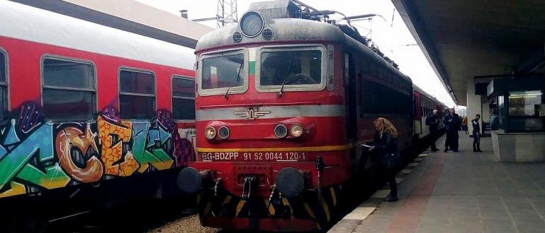 БДЖ пусна над 12 хиляди допълнителни места