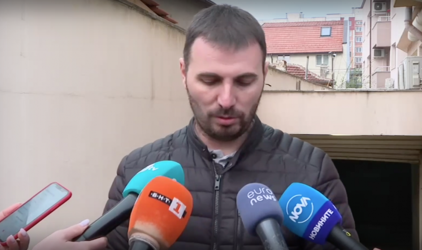 Двама задържани за кражба на скъпа кола в столичен квартал