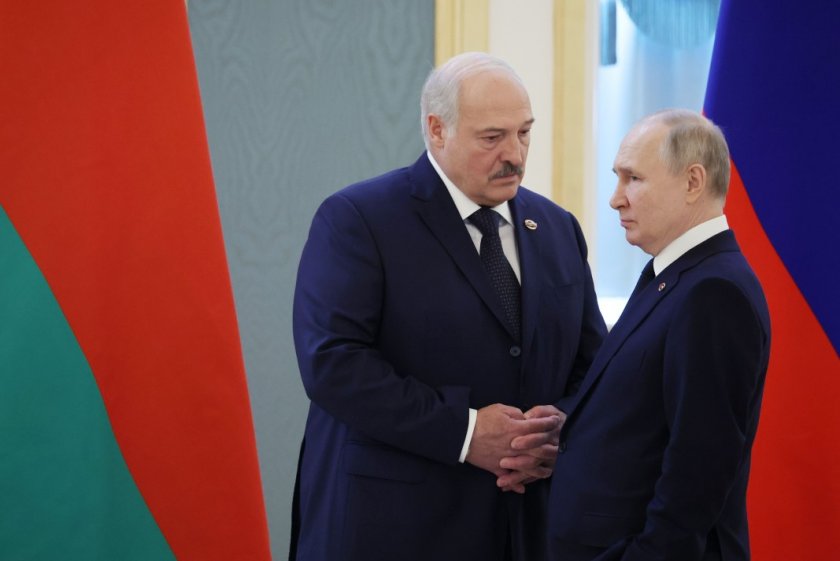 Путин и Лукашенко не си говориха за ядрените оръжия