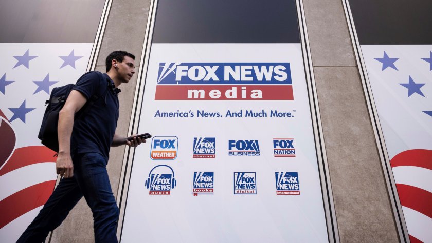 Fox News плати $787 милиона, за да се измъкне от дело за клевата