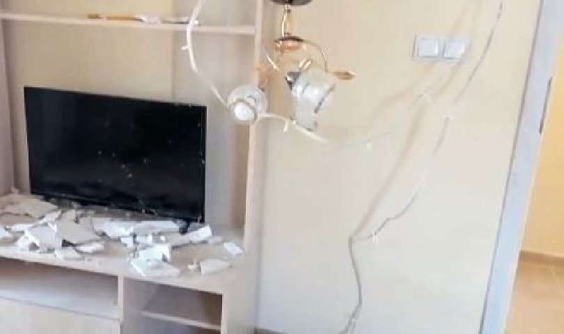 Парчета мазилка раниха деца в Шумен