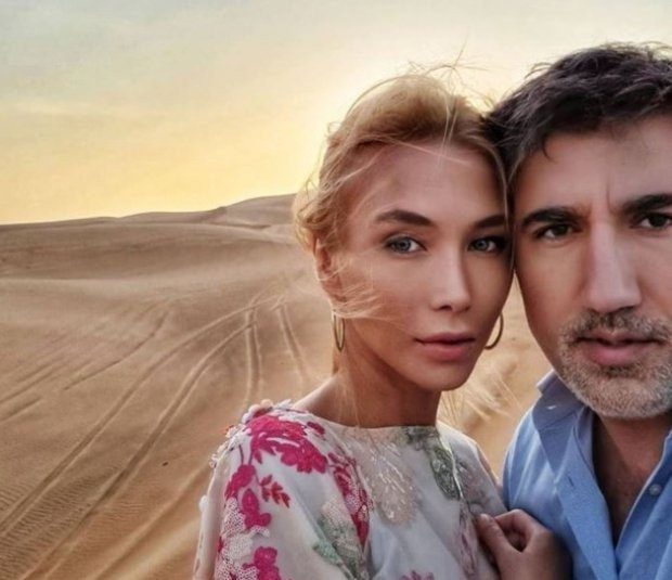 След 5 години официална връзка, предшествани от две допълнителни години