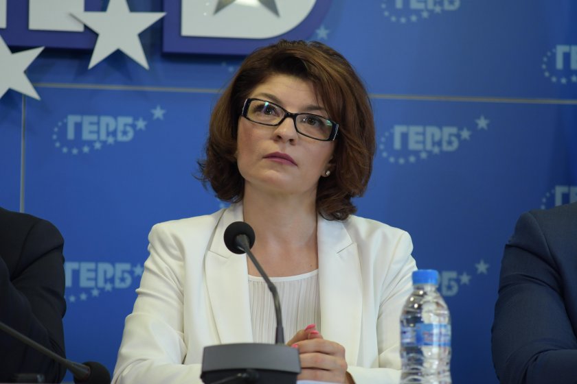 Десислава Атанасова: Кандидатурата на Христо Иванов за премиер никога не е обсъждана