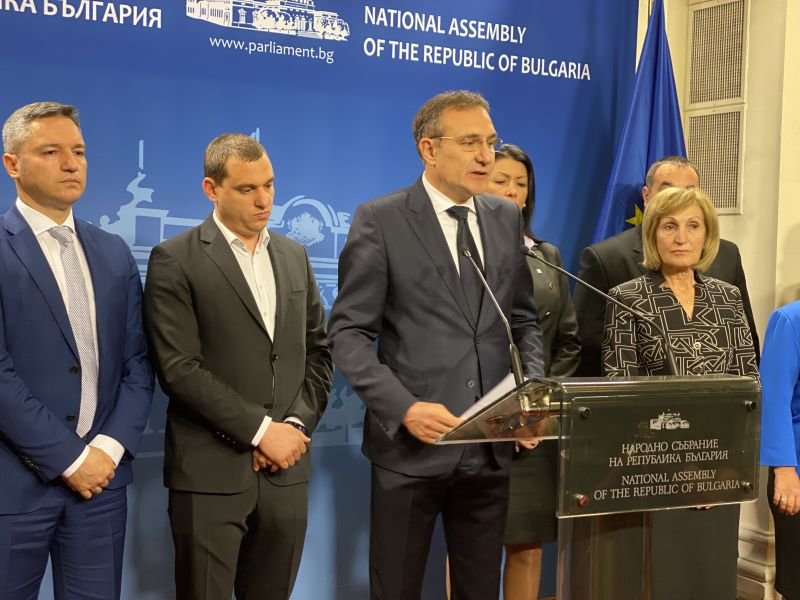 БСП се зае да изчислява дупките в бюджета на Пловдив и Варна заради кметовете 