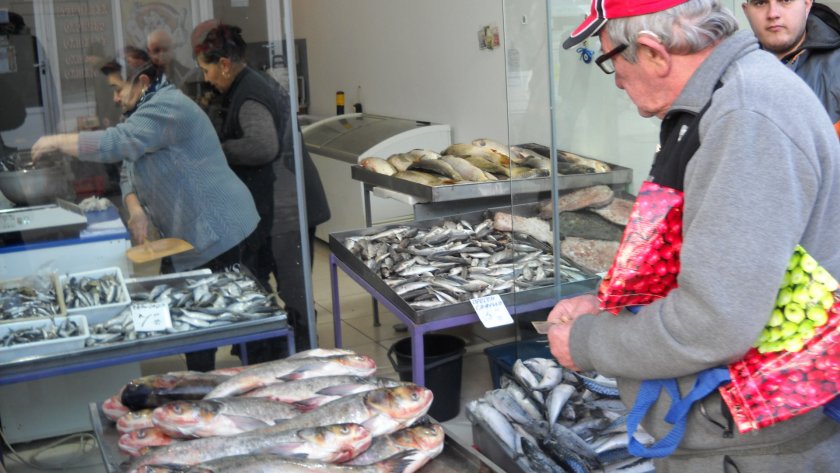 Миди по 4 лева килограма и дребна цаца по левче