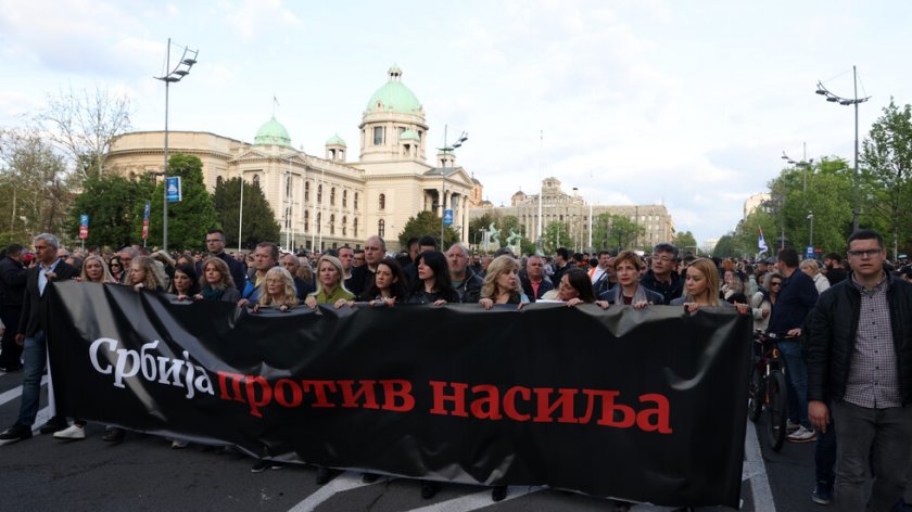 50 хиляди души протестираха в Белград срещу насилието днес. Протестът