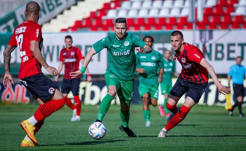 Ботев (Враца) победи като домакин Локомотив (София) с 2:1 в