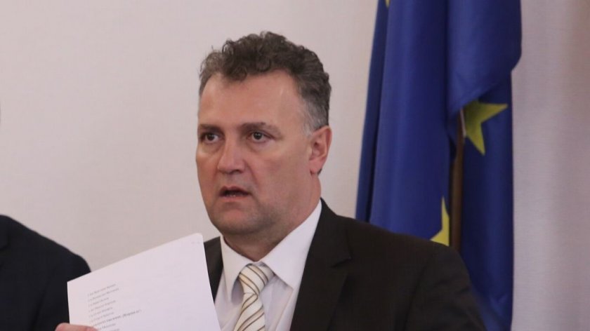 Вальо Николов: Украйна иска да купи реакторите ни за "Белене"