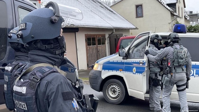 Германската полиция задържа мъж, опитал да подпали джамия